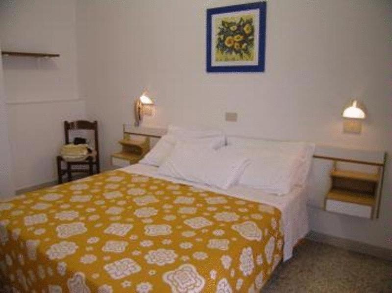 Hotel Toledo Rimini Exterior photo